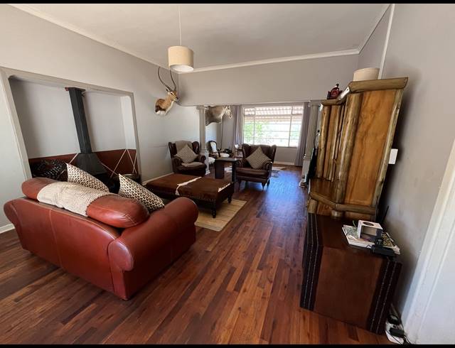 1,298HA FARM FOR SALE IN WILLOWMORE RURAL